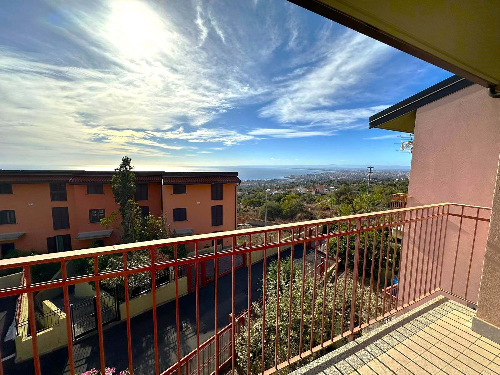 Villa a Schiera in vendita a Aci Castello, 6 locali, zona razzi, prezzo € 245.000 | PortaleAgenzieImmobiliari.it
