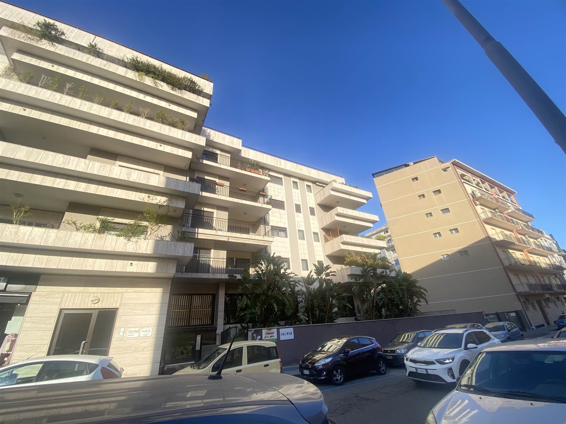 Appartamento in affitto a Catania, 4 locali, zona Località: CORSO DELLE PROVINCE, prezzo € 1.100 | PortaleAgenzieImmobiliari.it