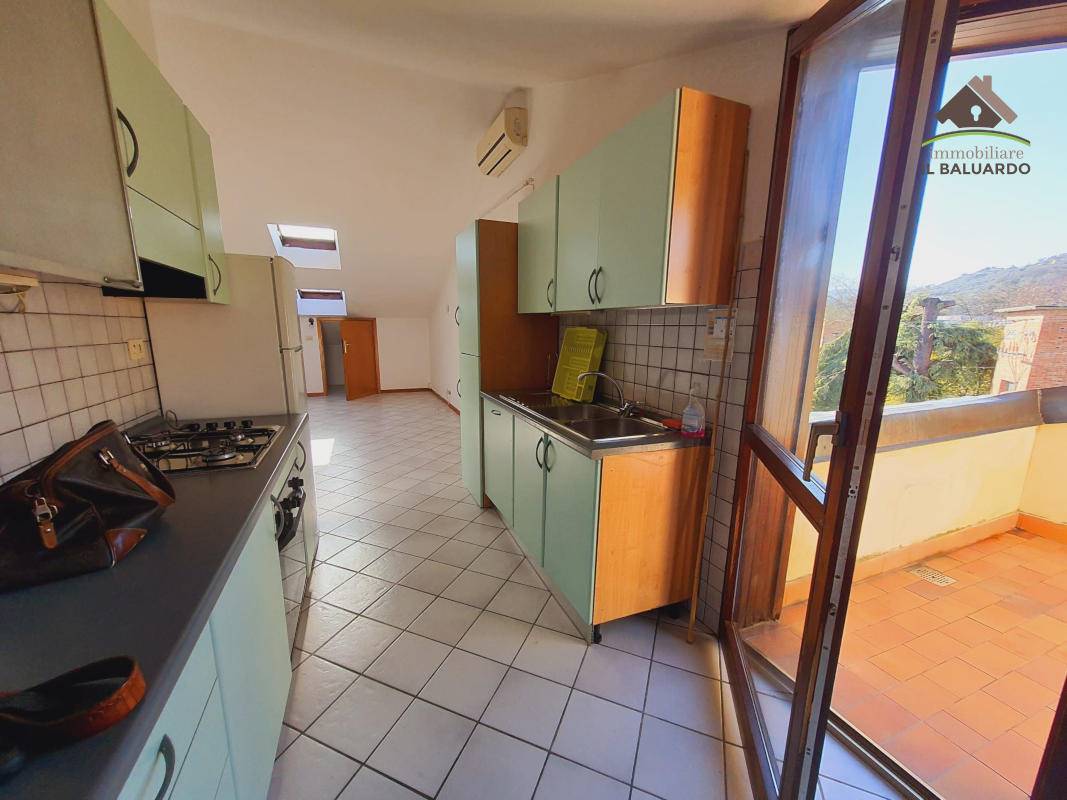 Appartamento in vendita a Capannori, 4 locali, zona ia, prezzo € 128.000 | PortaleAgenzieImmobiliari.it