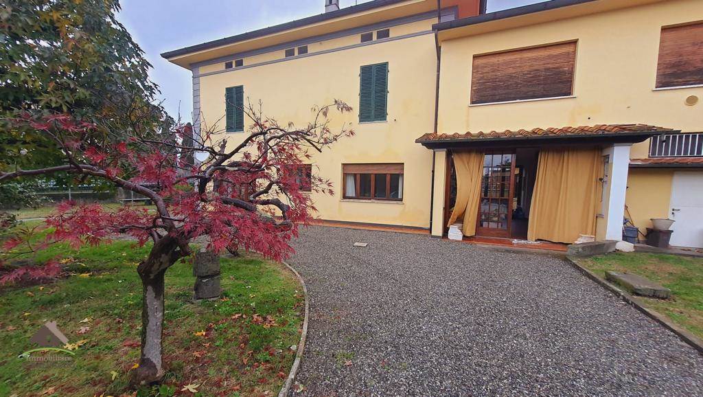 Soluzione Indipendente in vendita a Lucca, 7 locali, zona e a Moriano, prezzo € 280.000 | PortaleAgenzieImmobiliari.it