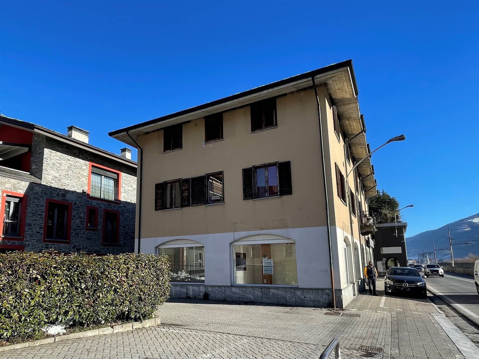 Negozio / Locale in vendita a Berbenno di Valtellina, 3 locali, zona Pietro Berbenno, prezzo € 67.000 | PortaleAgenzieImmobiliari.it