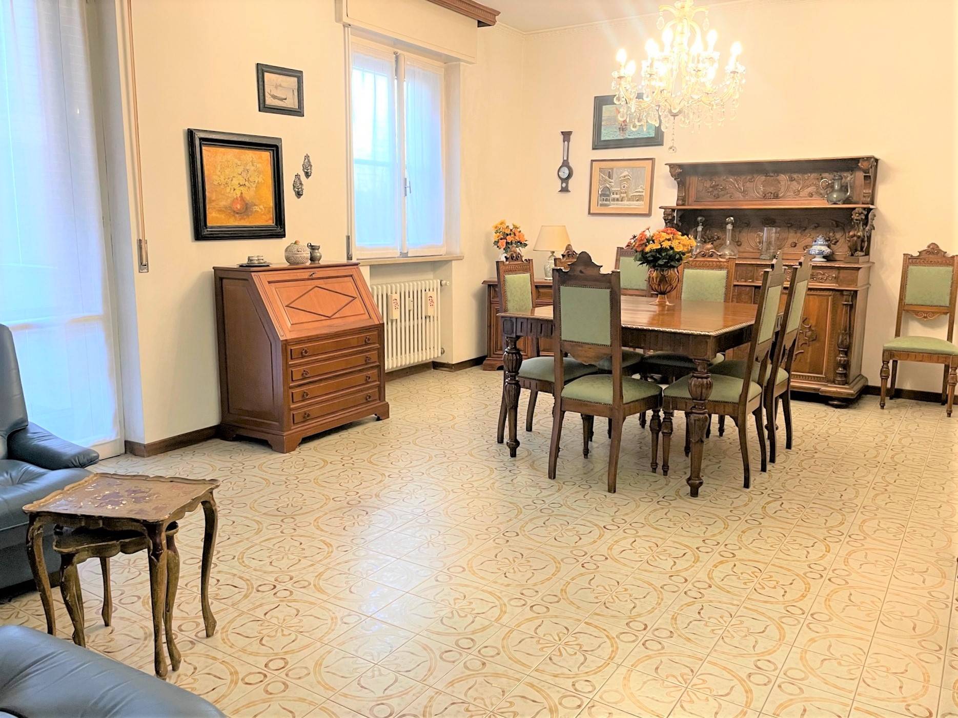 Appartamento in vendita a Mantova, 5 locali, zona Zona: Valletta Paiolo, prezzo € 140.000 | CambioCasa.it