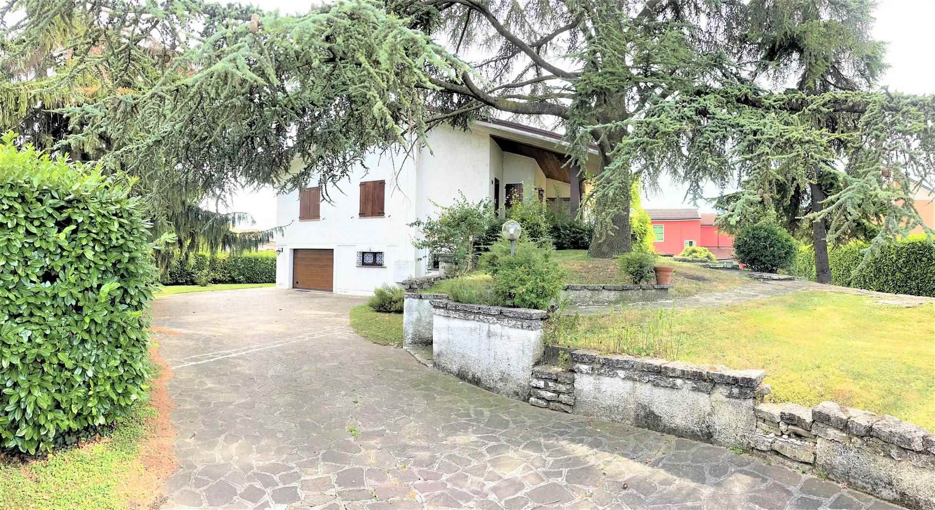 Villa in Vendita a Porto Mantovano