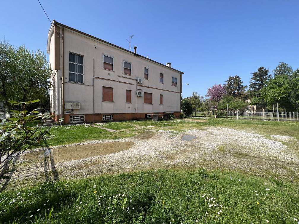 Villa Bifamiliare in vendita a Castel d'Ario, 9 locali, zona ro Urbano, prezzo € 170.000 | PortaleAgenzieImmobiliari.it