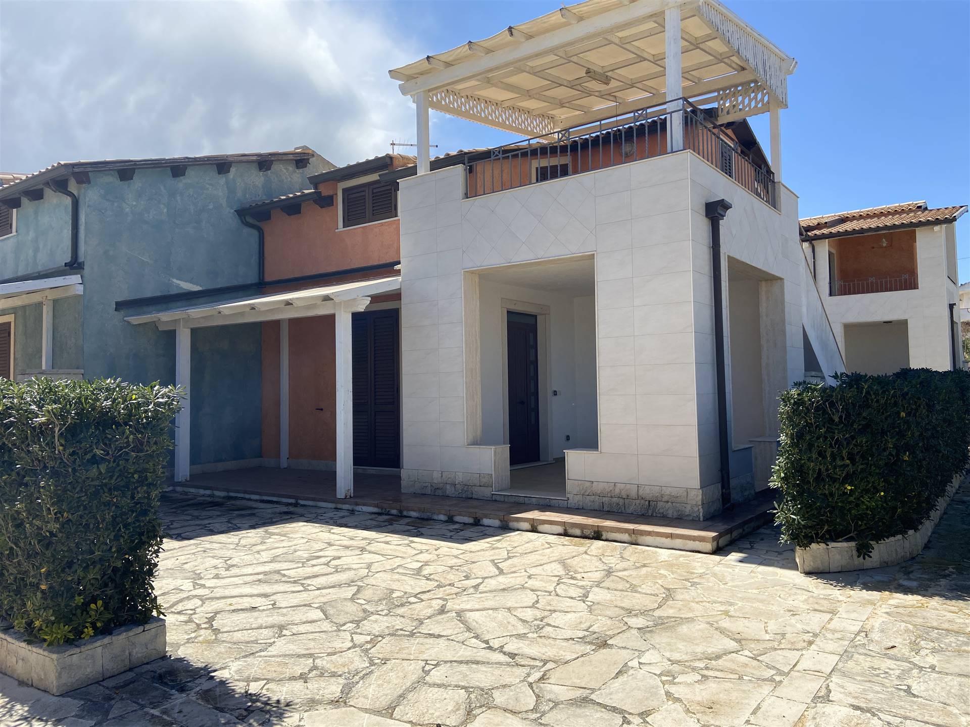 Appartamento in vendita a Pachino, 4 locali, zona Località: MARZAMEMI, prezzo € 250.000 | CambioCasa.it