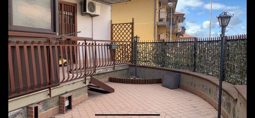 Appartamento in vendita a Camporotondo Etneo, 3 locali, prezzo € 130.000 | CambioCasa.it