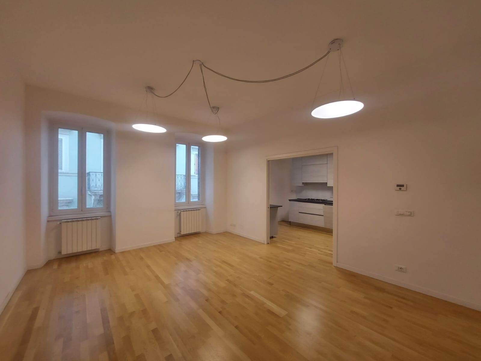 Appartamento in vendita a Trieste, 6 locali, zona Località: CITTÀ VECCHIA, prezzo € 285.000 | PortaleAgenzieImmobiliari.it