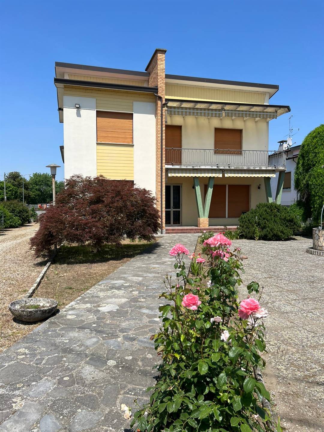 Villa in vendita a Valle Lomellina, 10 locali, prezzo € 190.000 | CambioCasa.it