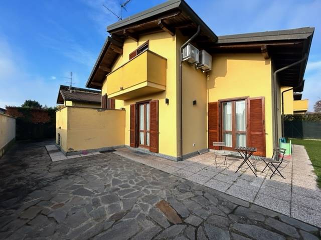 Villa in vendita a Cassolnovo, 3 locali, prezzo € 198.000 | PortaleAgenzieImmobiliari.it
