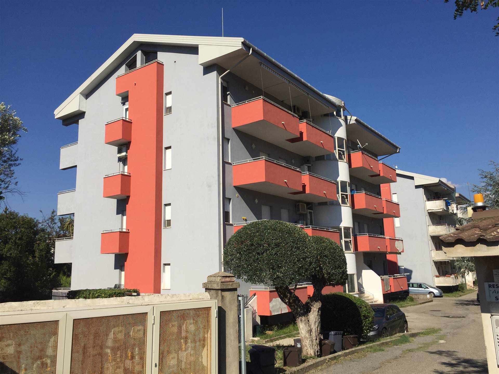 Appartamento in vendita a Rende, 3 locali, zona Località: SANTO STEFANO DI RENDE, prezzo € 85.000 | PortaleAgenzieImmobiliari.it