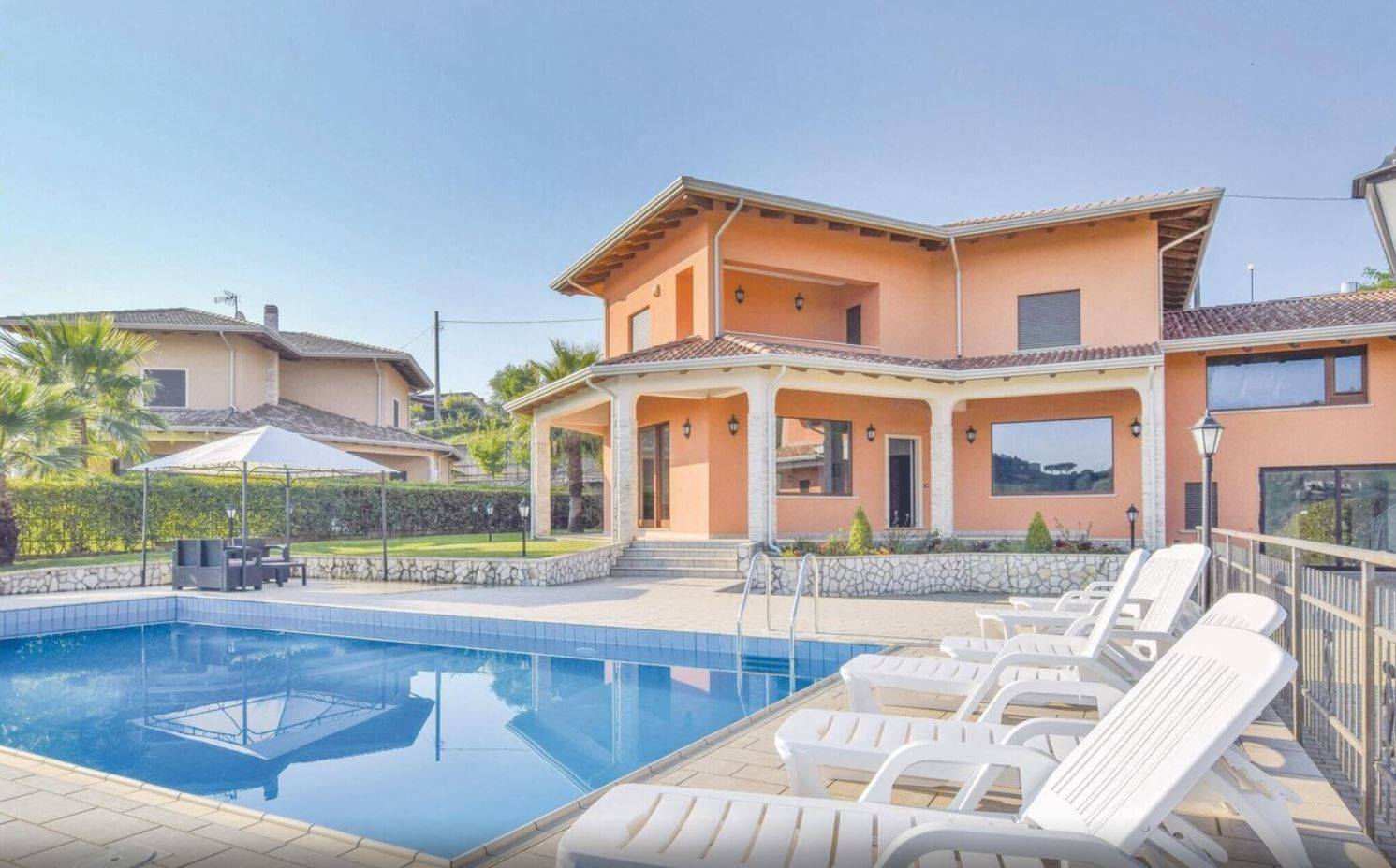 Villa in vendita a Rende, 9 locali, zona Località: MALVITANI, prezzo € 480.000 | PortaleAgenzieImmobiliari.it