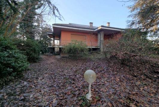 Villa in vendita a Cremona, 12 locali, zona tigozzi, prezzo € 115.509 | PortaleAgenzieImmobiliari.it