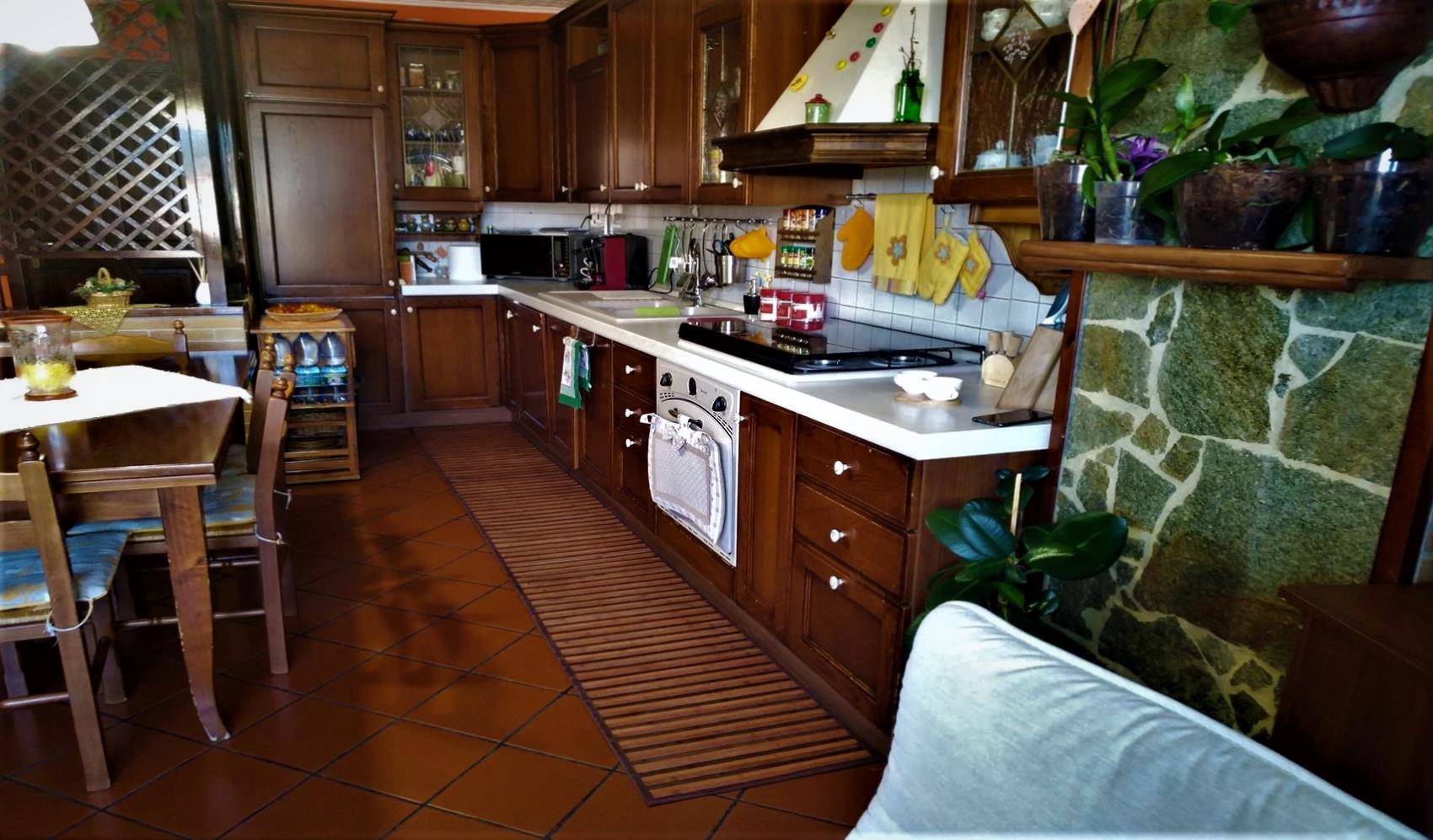 Appartamento in vendita a Serra Pedace, 6 locali, prezzo € 89.000 | PortaleAgenzieImmobiliari.it