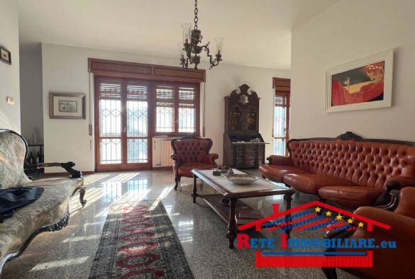 Villa in vendita a Dipignano, 14 locali, prezzo € 390.000 | PortaleAgenzieImmobiliari.it