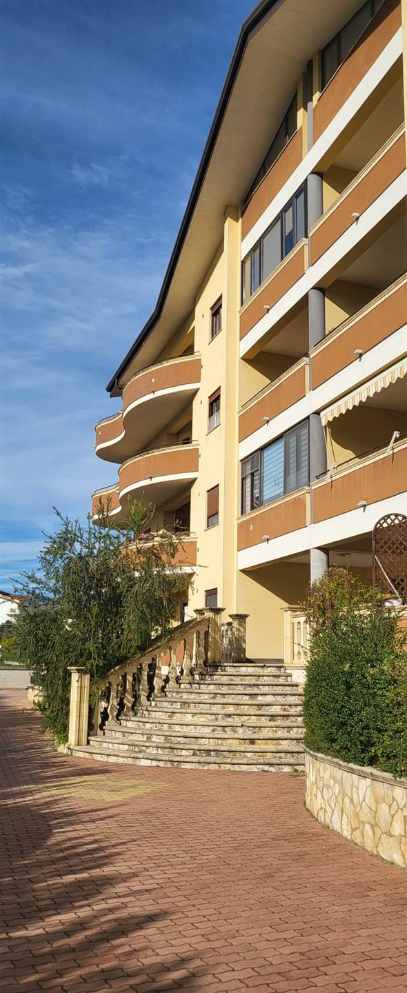 Appartamento in vendita a Montalto Uffugo, 3 locali, zona Località: TAVERNA, prezzo € 55.000 | CambioCasa.it