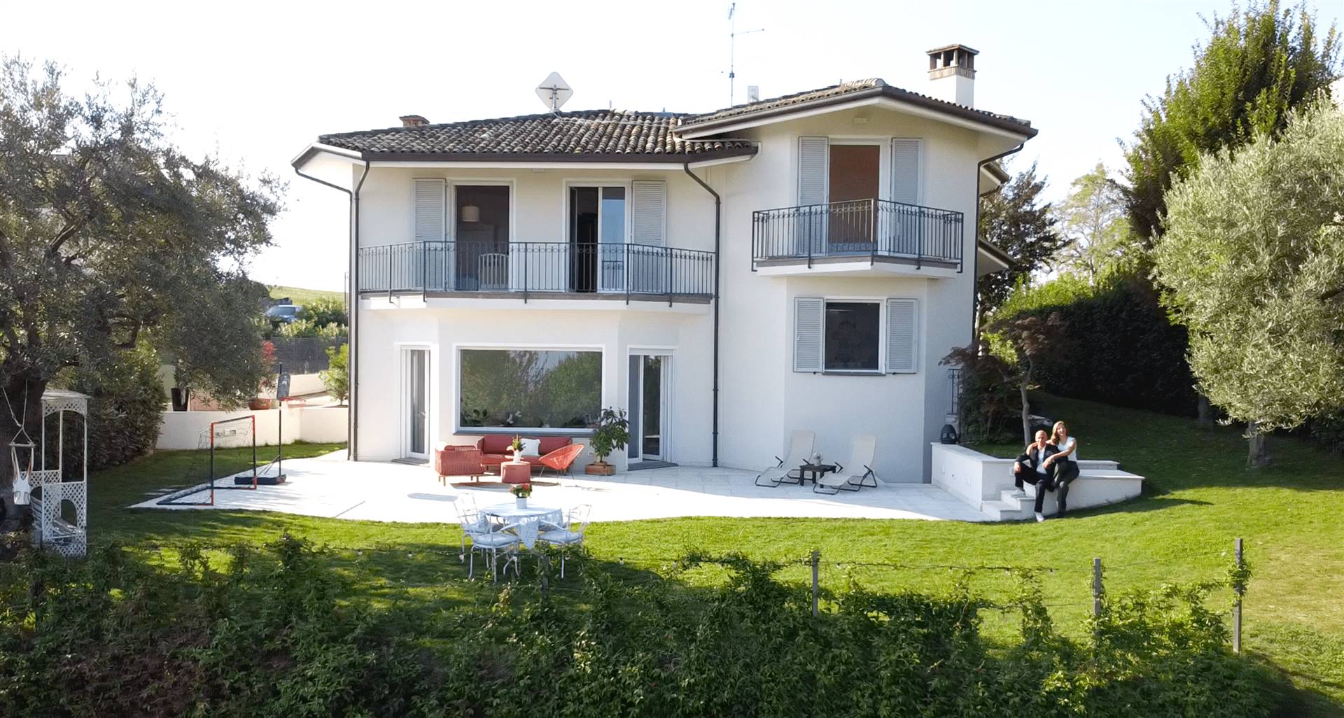 Villa in vendita a Longiano, 10 locali, Trattative riservate | CambioCasa.it