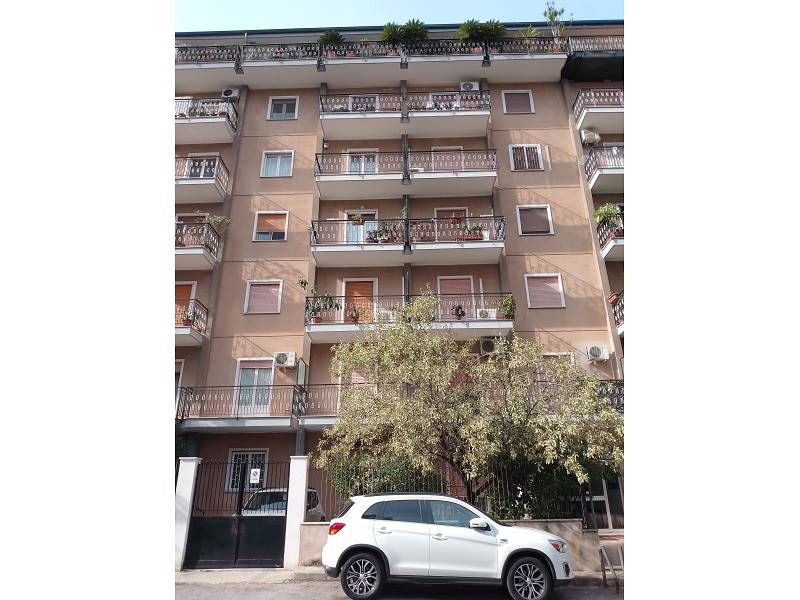 Appartamento in vendita a Palermo, 4 locali, zona Località: UDITORE, prezzo € 155.000 | PortaleAgenzieImmobiliari.it