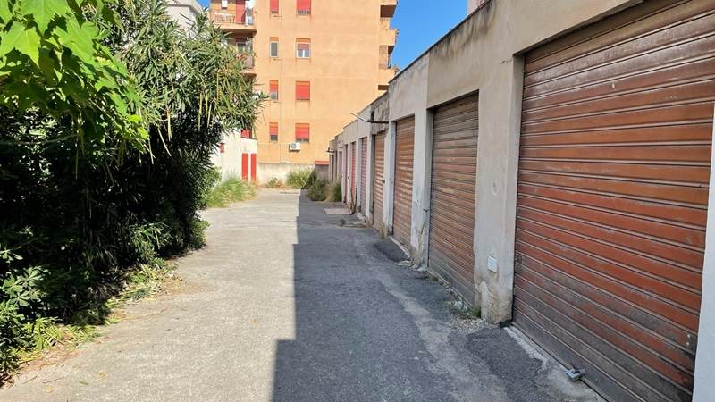 Box / Garage in vendita a Palermo - Zona: Pallavicino