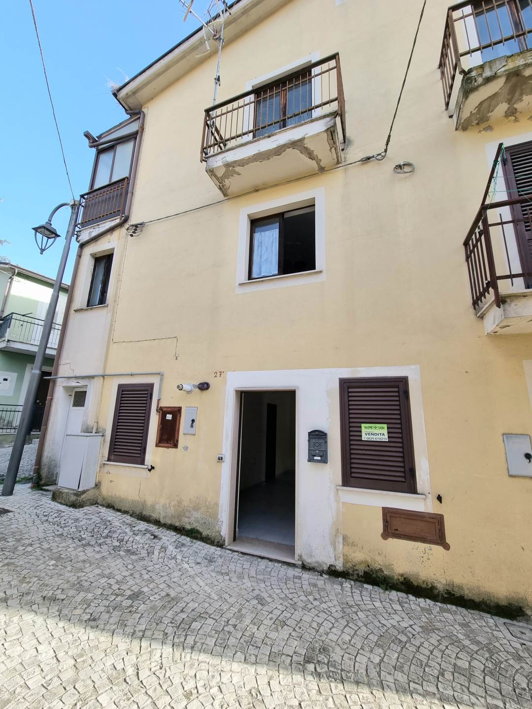 Appartamento in vendita a Tufo, 4 locali, prezzo € 26.000 | PortaleAgenzieImmobiliari.it