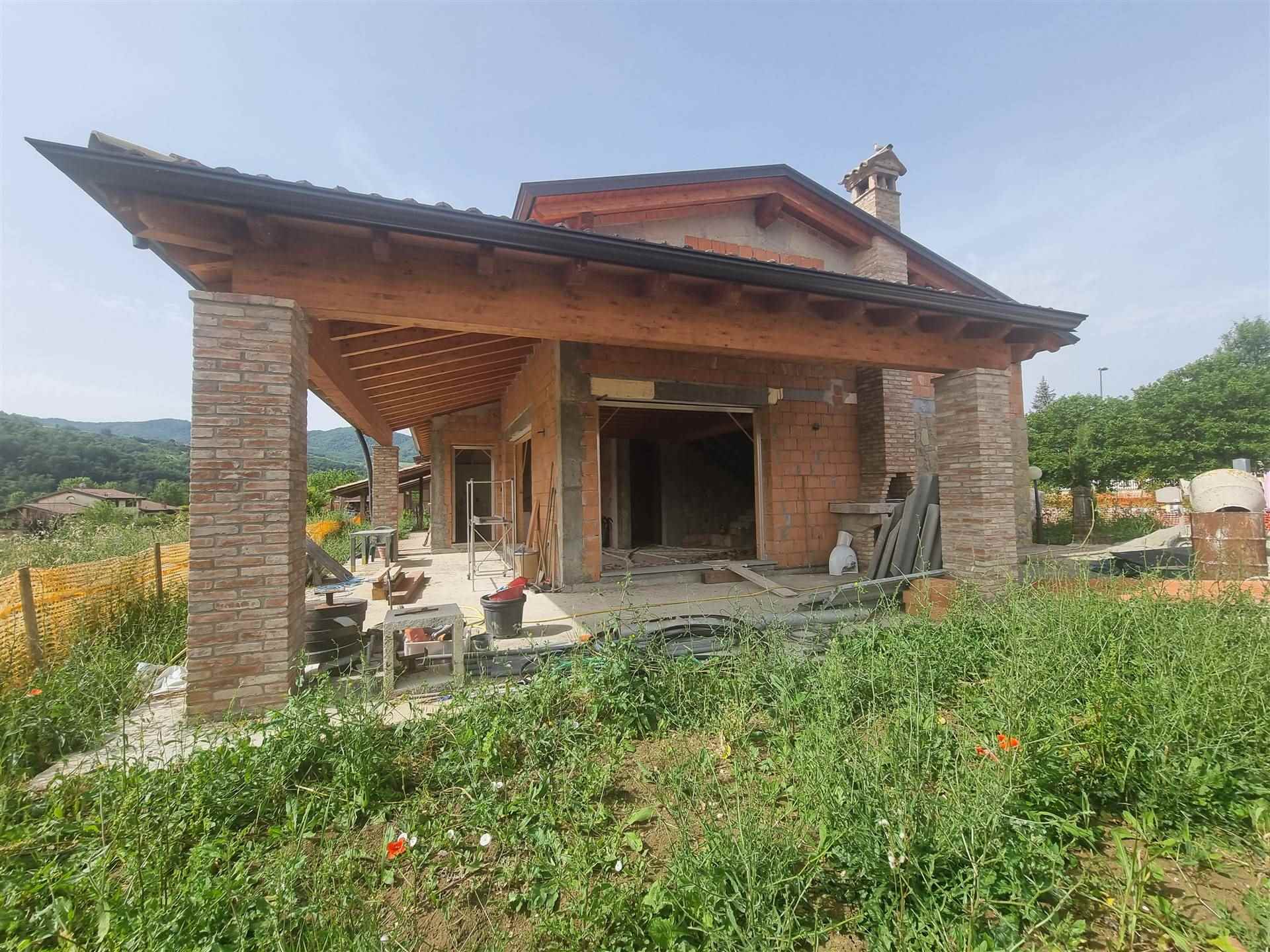 Villa in vendita a Travo, 9 locali, prezzo € 650.000 | PortaleAgenzieImmobiliari.it