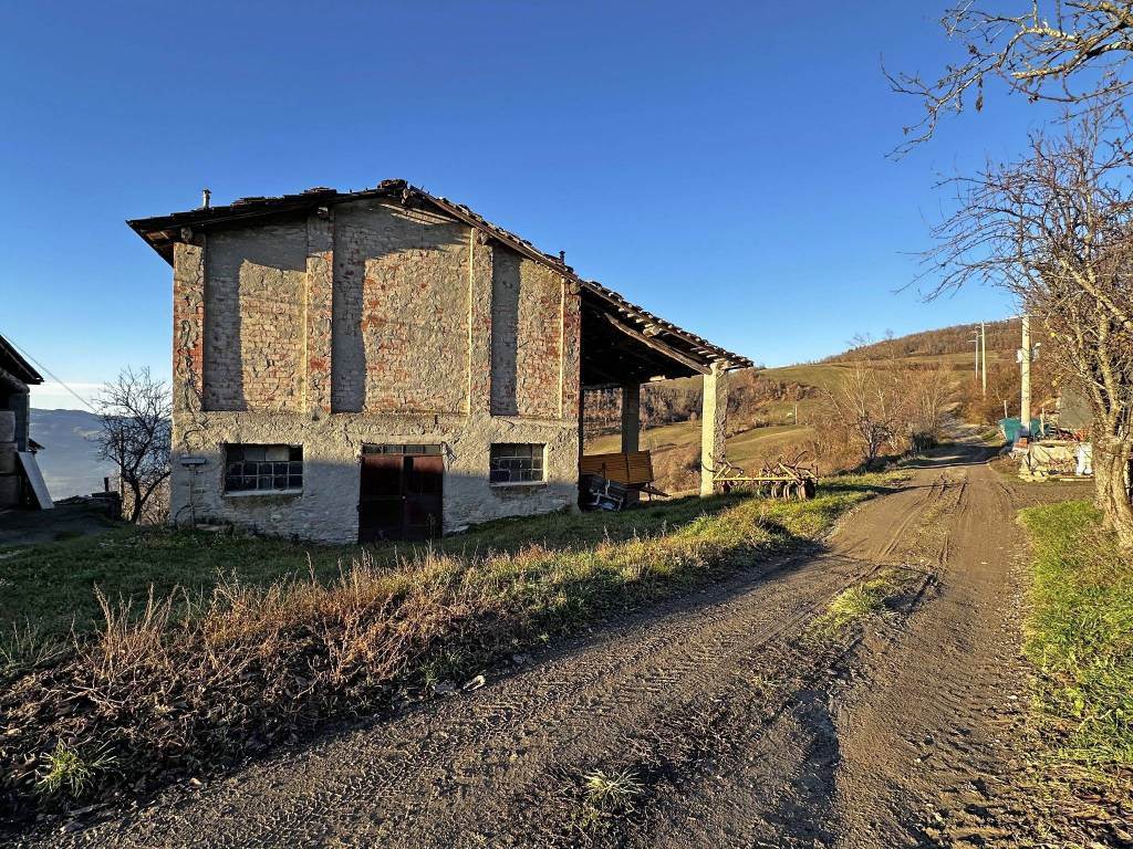 Rustico / Casale in vendita a Travo, 1 locali, zona Località: CERNUSCA, prezzo € 60.000 | PortaleAgenzieImmobiliari.it