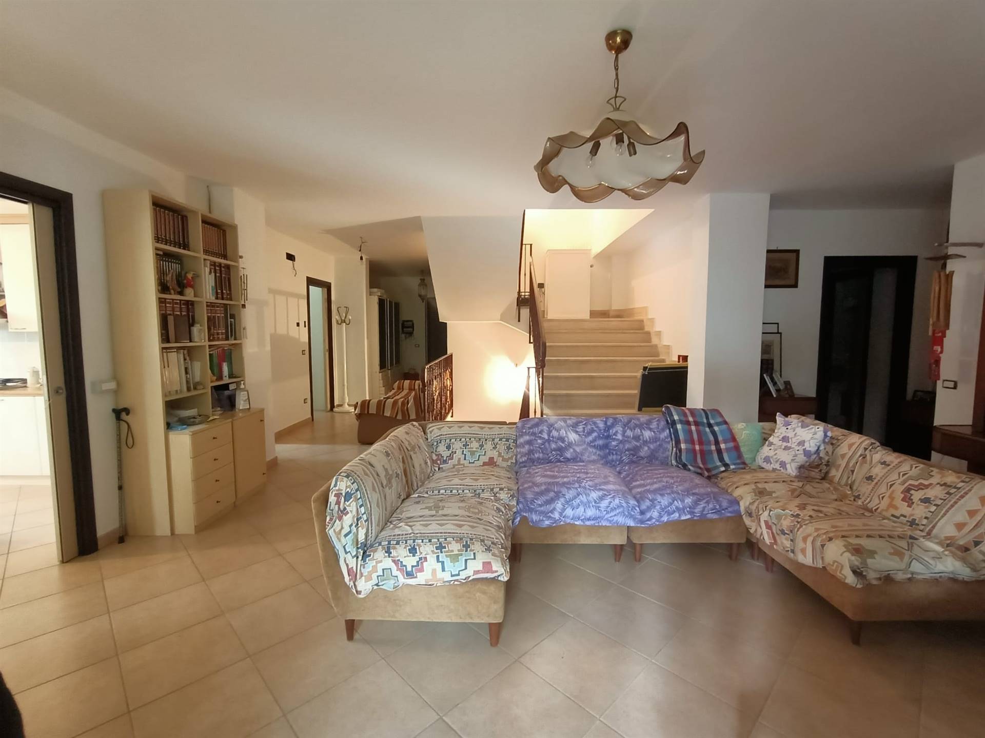 Appartamento in vendita a Giffoni Sei Casali, 6 locali, prezzo € 550.000 | PortaleAgenzieImmobiliari.it