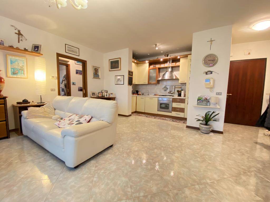 Appartamento in vendita a Martellago, 4 locali, prezzo € 145.000 | PortaleAgenzieImmobiliari.it