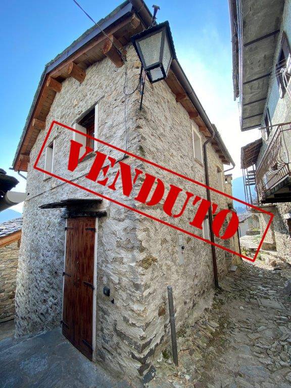 Rustico / Casale in vendita a Chiavenna, 2 locali, zona azzola, Trattative riservate | PortaleAgenzieImmobiliari.it