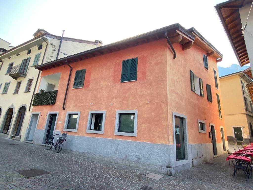 Ufficio / Studio in vendita a Chiavenna, 9999 locali, prezzo € 175.000 | CambioCasa.it
