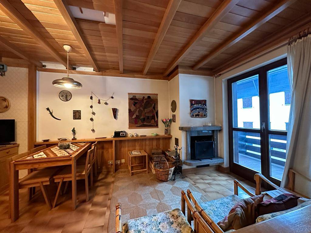 Appartamento in vendita a Campodolcino, 3 locali, prezzo € 147.000 | PortaleAgenzieImmobiliari.it