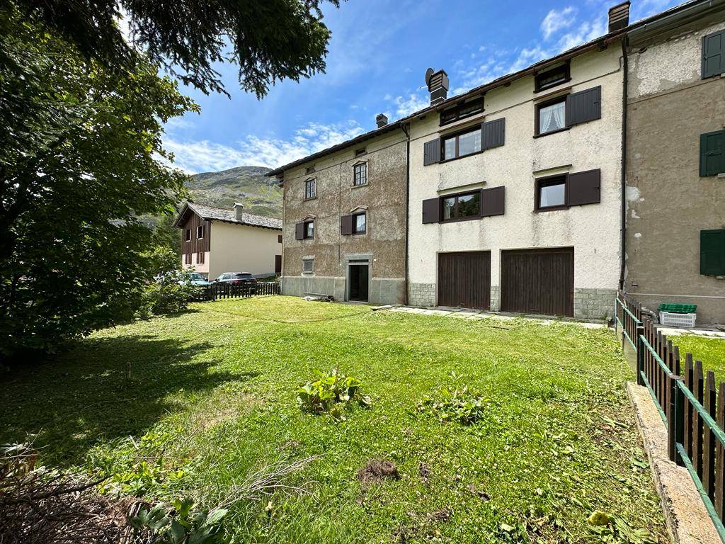 Appartamento in vendita a Madesimo, 3 locali, zona espluga, prezzo € 195.000 | PortaleAgenzieImmobiliari.it