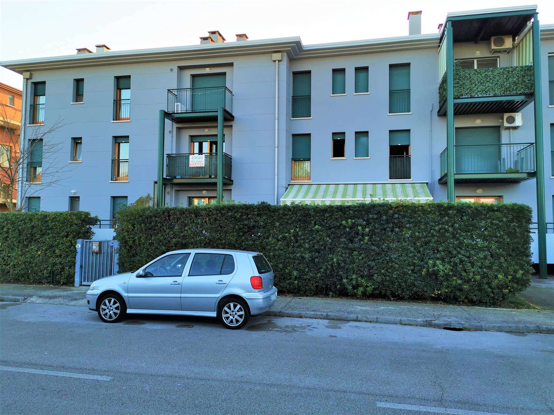 Appartamento in vendita a Latisana, 4 locali, zona Zona: Bevazzana, prezzo € 98.000 | CambioCasa.it
