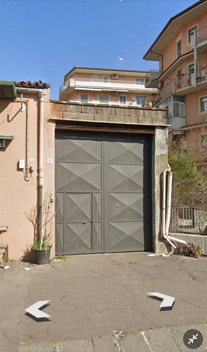 Magazzino in vendita a Catania, 4 locali, zona Località: PIAZZA RISORGIMENTO / MEDAGLIE D'ORO, prezzo € 178.000 | PortaleAgenzieImmobiliari.it