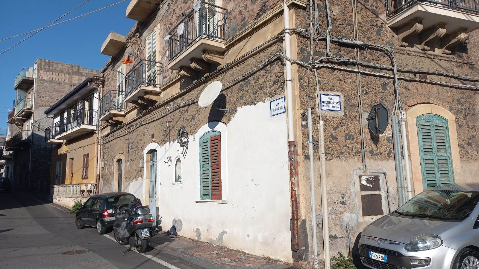Appartamento in vendita a Catania, 5 locali, zona Località: VIA PALERMO, prezzo € 170.000 | PortaleAgenzieImmobiliari.it