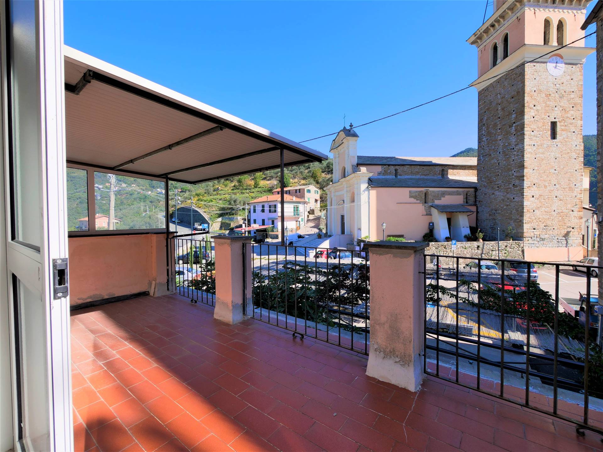 Appartamento in vendita a Levanto, 6 locali, prezzo € 220.000 | PortaleAgenzieImmobiliari.it