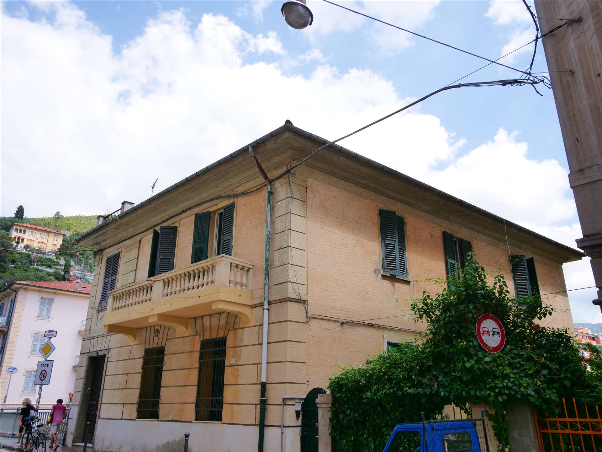 Appartamento in vendita a Levanto, 6 locali, prezzo € 350.000 | PortaleAgenzieImmobiliari.it