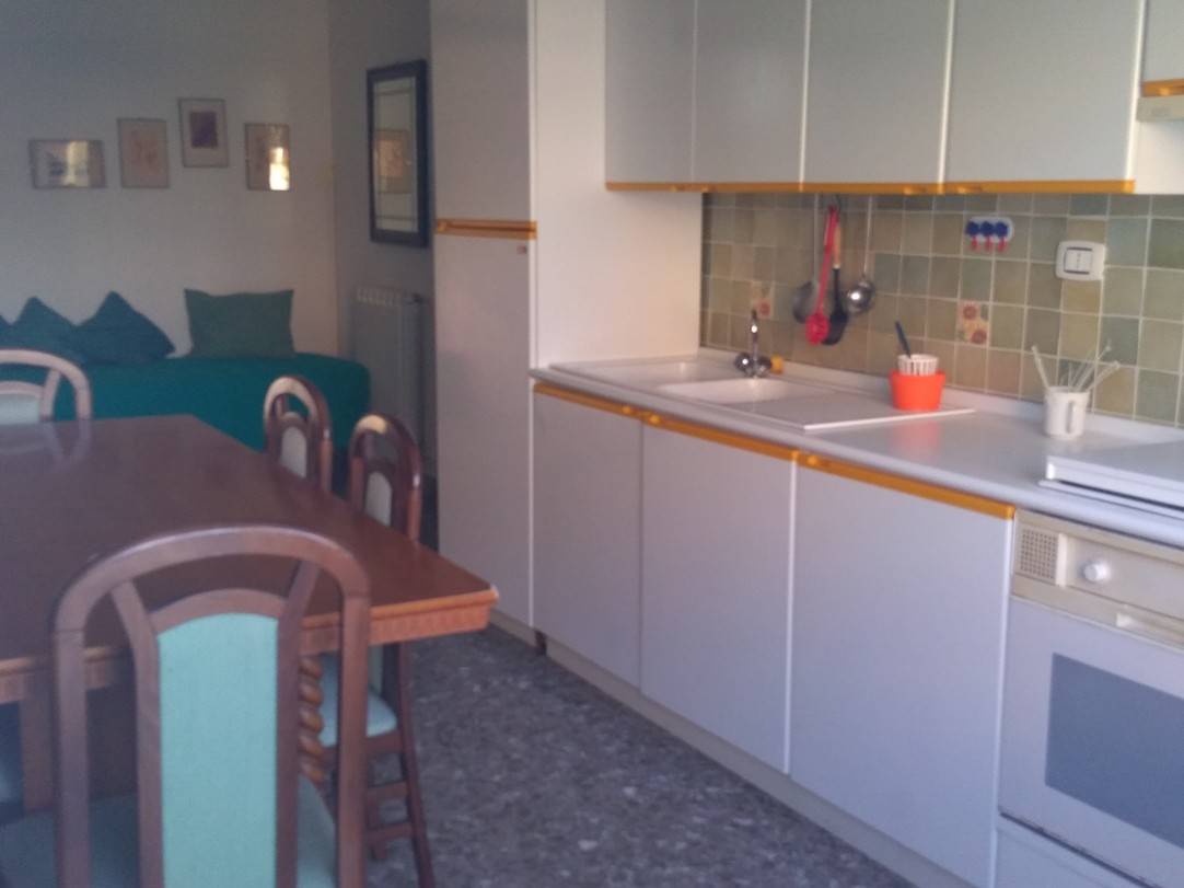 Appartamento in affitto a Anzio, 3 locali, zona Località: ANZIO COLONIA, prezzo € 1.000 | CambioCasa.it