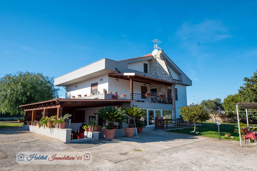 Villa in vendita a Nettuno - Zona: Zucchetti