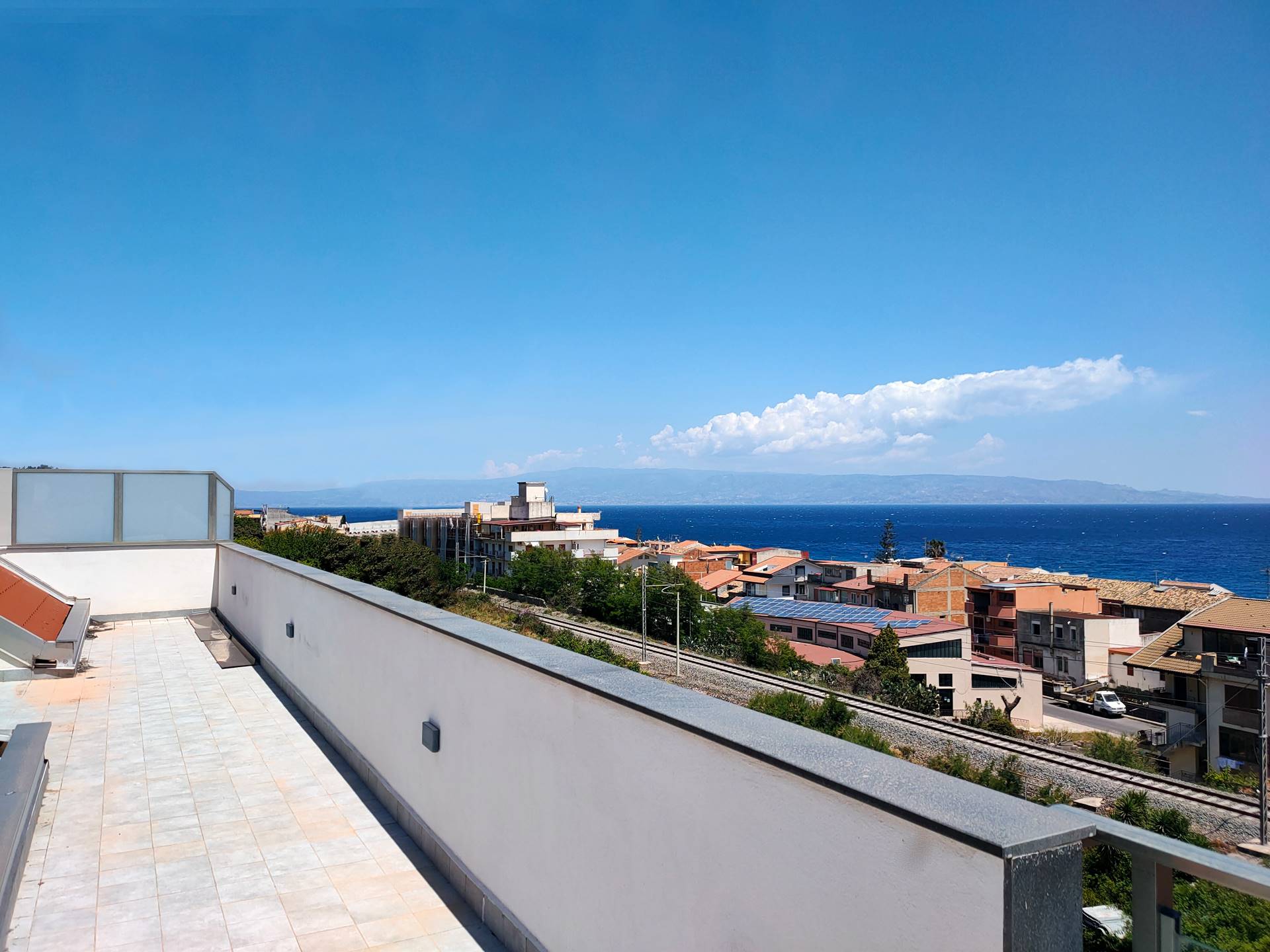 Appartamento in vendita a Nizza di Sicilia, 4 locali, prezzo € 250.000 | PortaleAgenzieImmobiliari.it