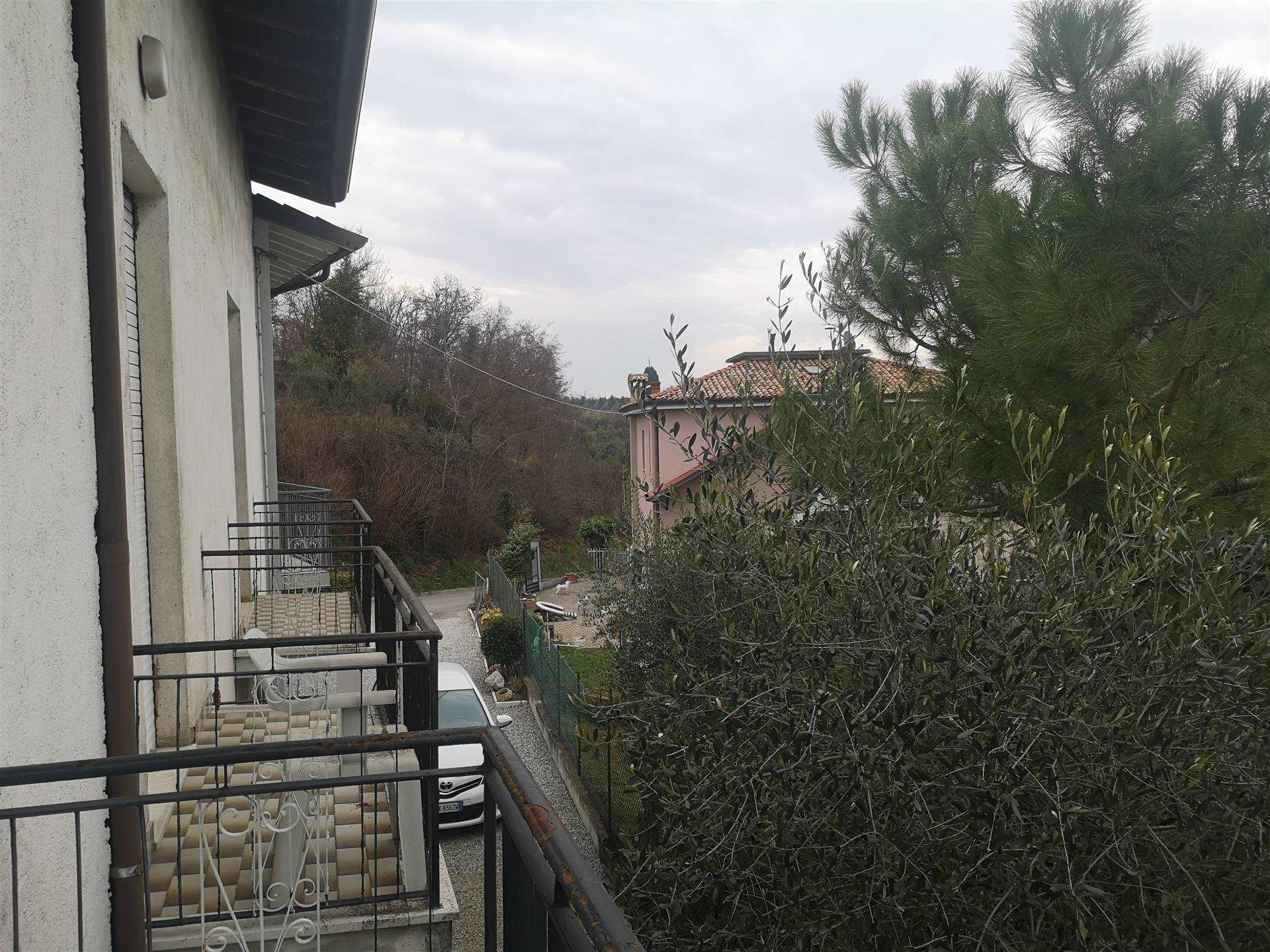 Rustico / Casale in vendita a Puegnago sul Garda, 4 locali, prezzo € 215.000 | PortaleAgenzieImmobiliari.it