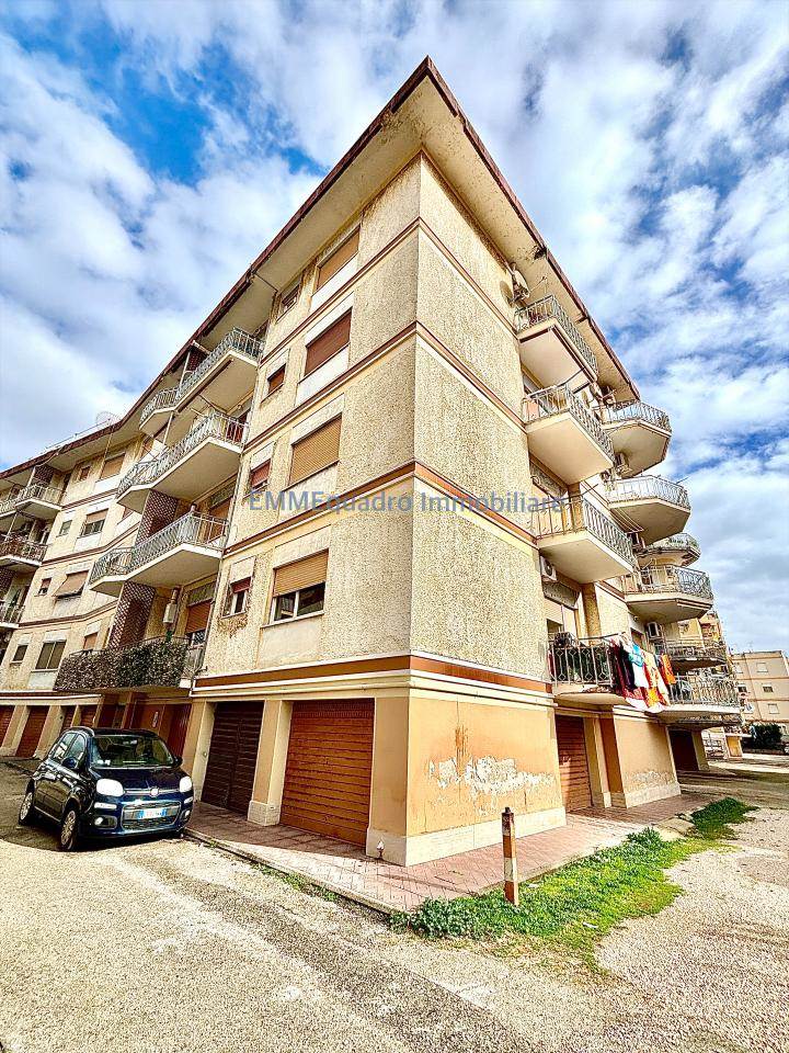 Appartamento in vendita a Terracina, 4 locali, prezzo € 245.000 | PortaleAgenzieImmobiliari.it