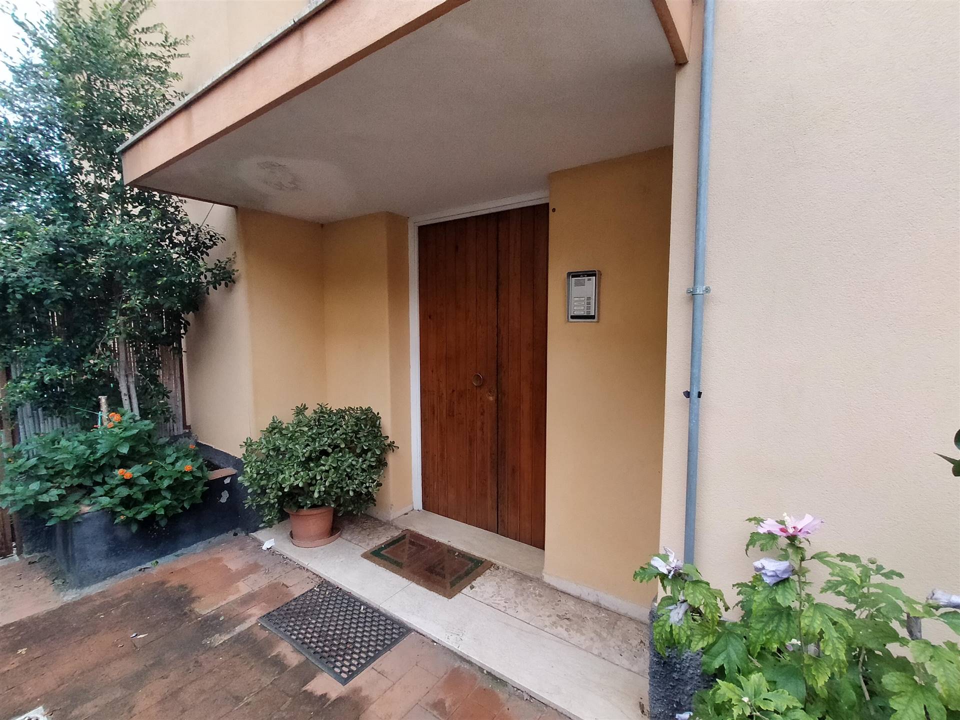 Appartamento in vendita a Nicolosi, 5 locali, prezzo € 150.000 | PortaleAgenzieImmobiliari.it