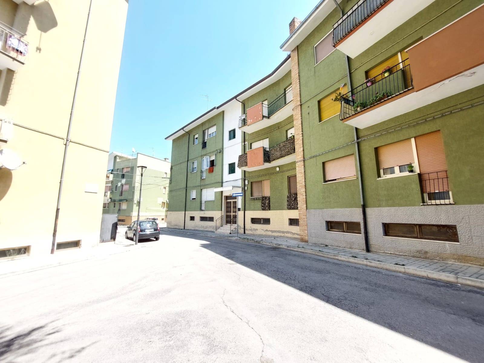 Appartamento in vendita a Lanciano, 7 locali, prezzo € 68.000 | CambioCasa.it