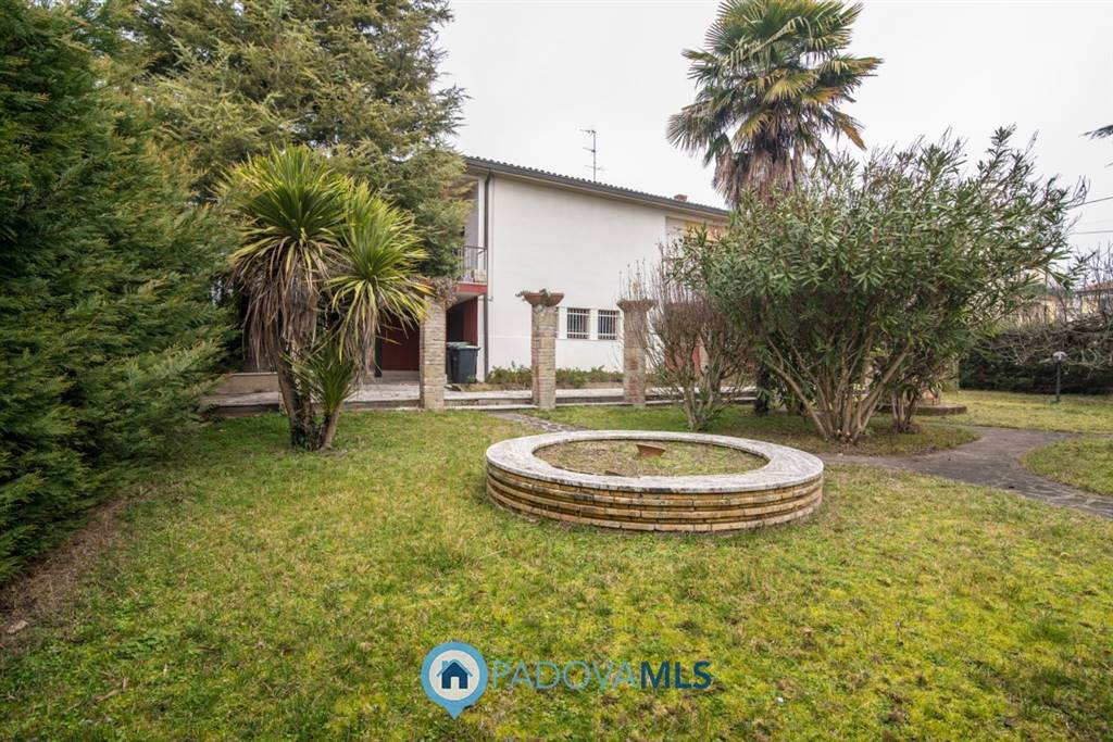 Villa in vendita a Battaglia Terme, 1 locali, prezzo € 340.000 | CambioCasa.it