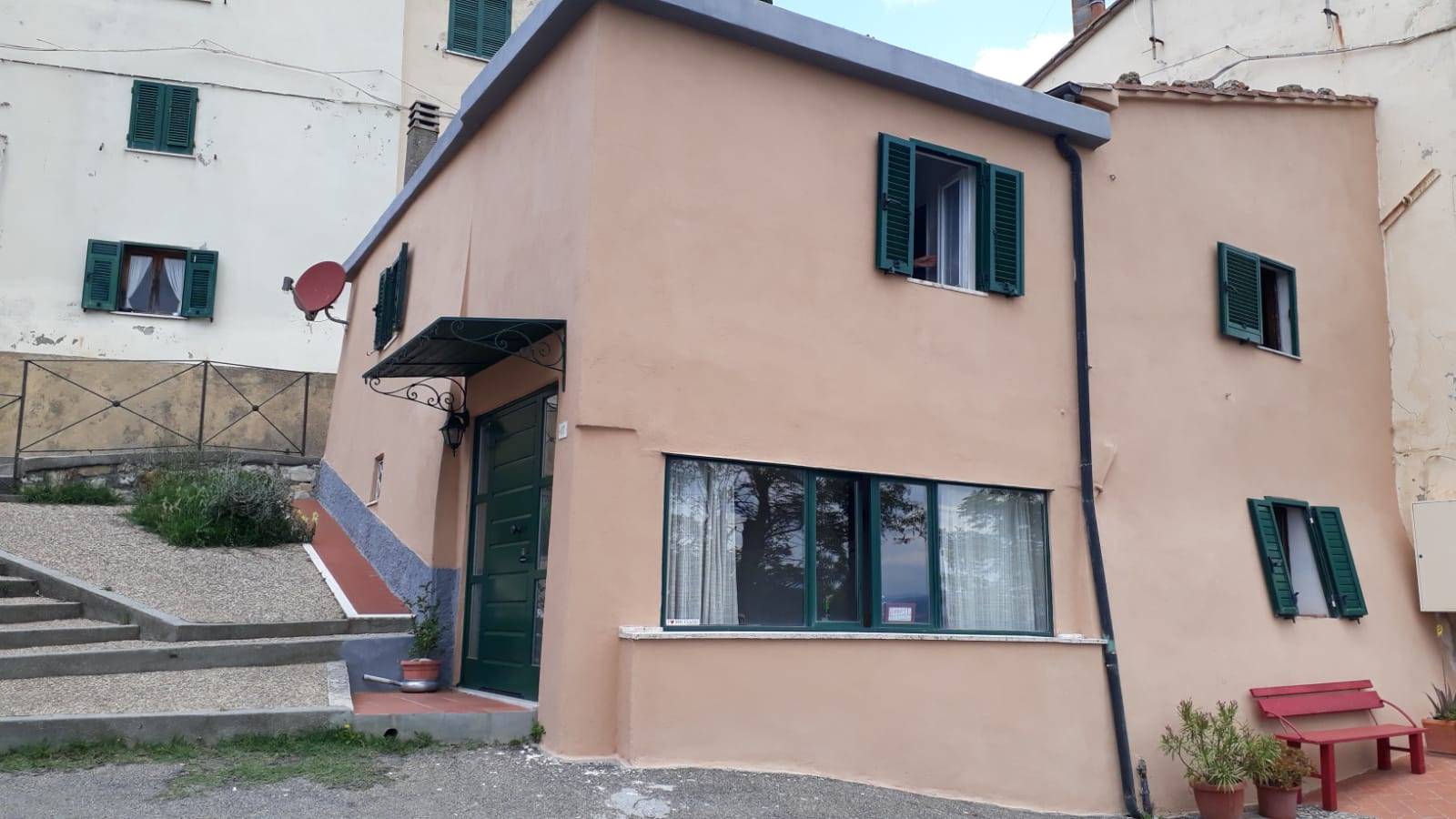 Appartamento in vendita a Pomarance, 6 locali, zona Zona: Micciano, prezzo € 109.000 | CambioCasa.it