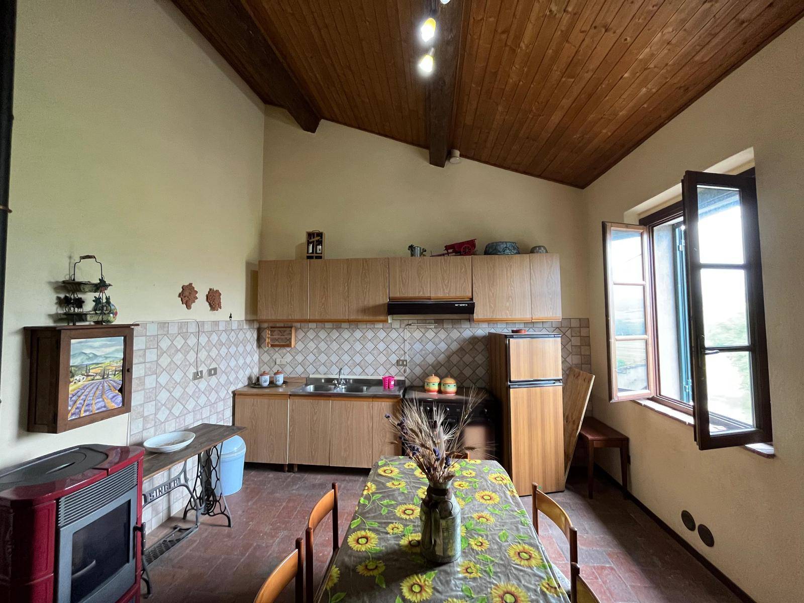 Appartamento in vendita a Castellina Marittima, 3 locali, prezzo € 98.000 | PortaleAgenzieImmobiliari.it