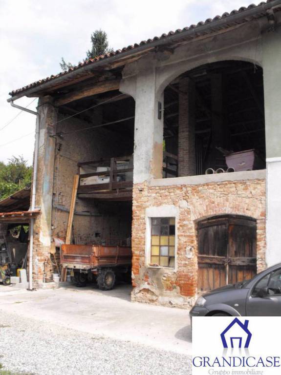 Rustico / Casale in vendita a San Sebastiano da Po, 3 locali, prezzo € 29.000 | CambioCasa.it
