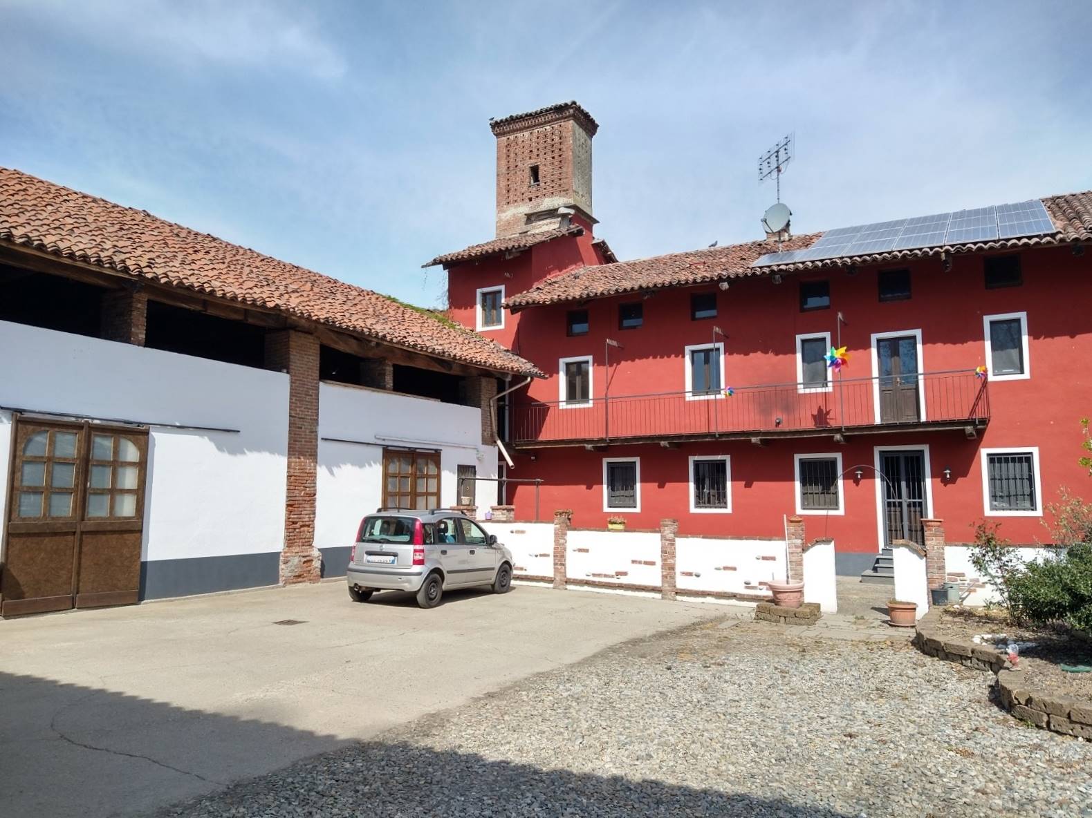 Rustico / Casale in vendita a Brandizzo, 5 locali, prezzo € 245.000 | PortaleAgenzieImmobiliari.it