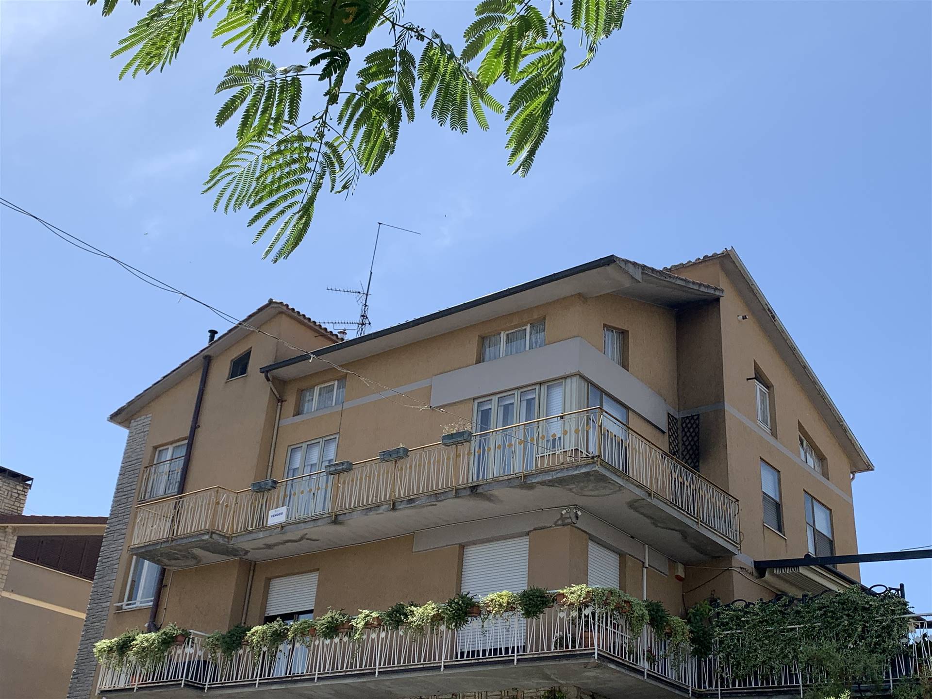 Appartamento in vendita a Piegaro, 7 locali, zona Zona: Pietrafitta, prezzo € 95.000 | CambioCasa.it