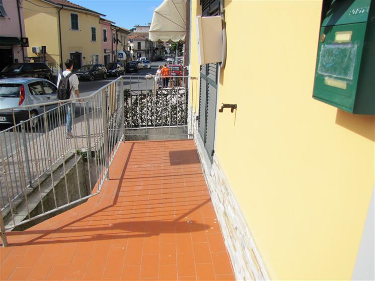 Appartamento in vendita a Bolano, 2 locali, zona rana, prezzo € 80.000 | PortaleAgenzieImmobiliari.it